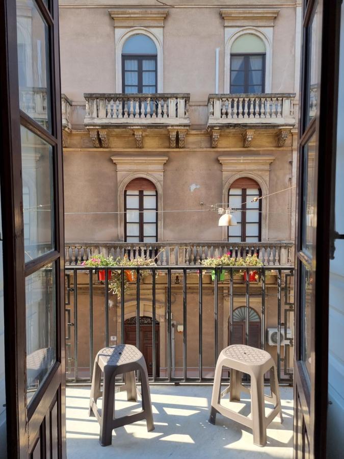 Casatua 2.0 Bed and Breakfast Catania Esterno foto